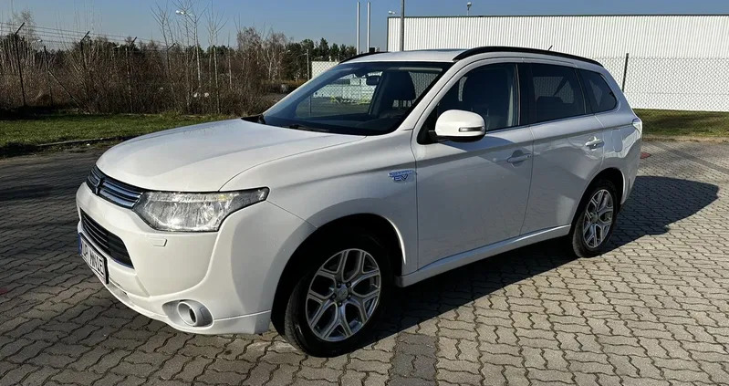 mitsubishi mazowieckie Mitsubishi Outlander cena 58999 przebieg: 226361, rok produkcji 2013 z Piaseczno